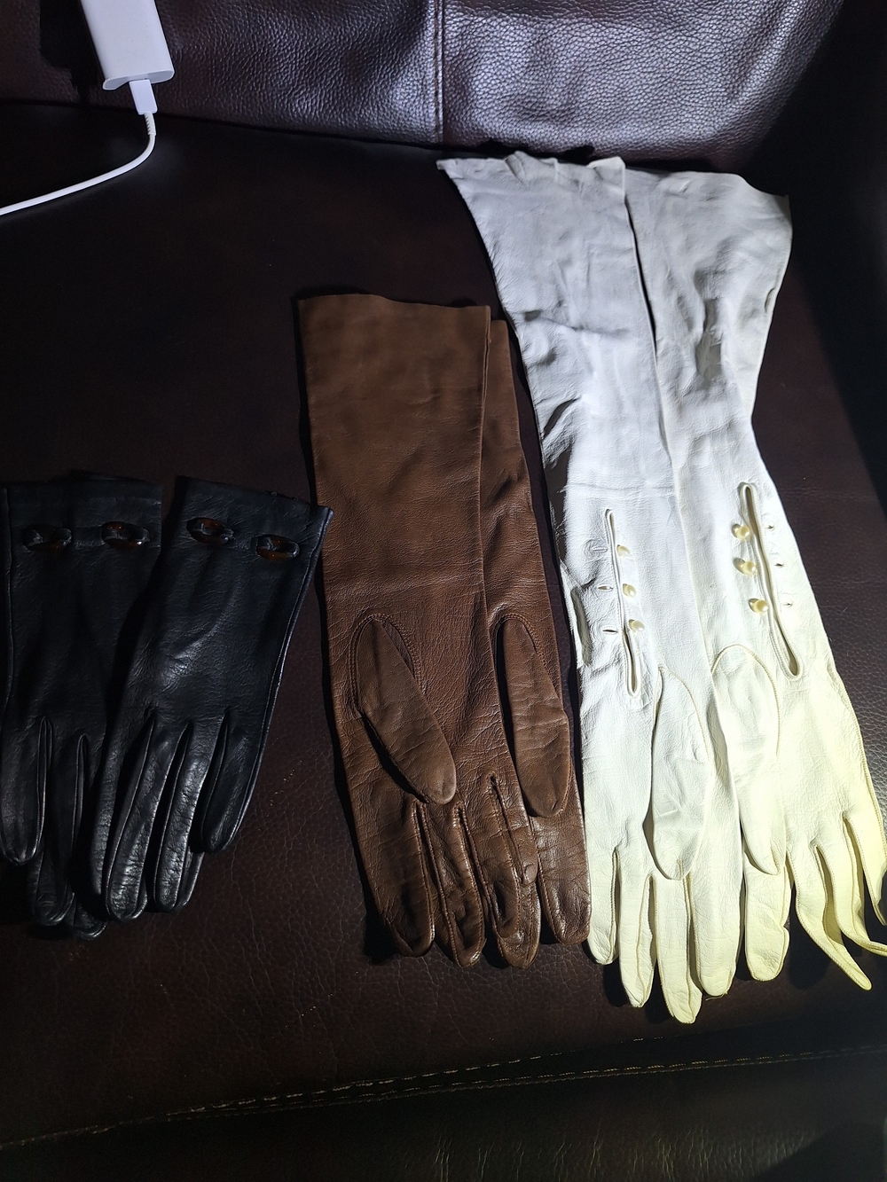 Vintage Set Of 3 Small Pairs Of Women Leather Gloves.three Different Length.